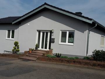 Ferienwohnung für 4 Personen, mit Terrasse und Garten in Konz