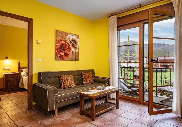 Casa rural para 5 personas, con jardín en Corao - 4