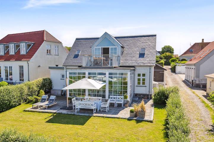 Feriehus for 8 personer, med have - 1