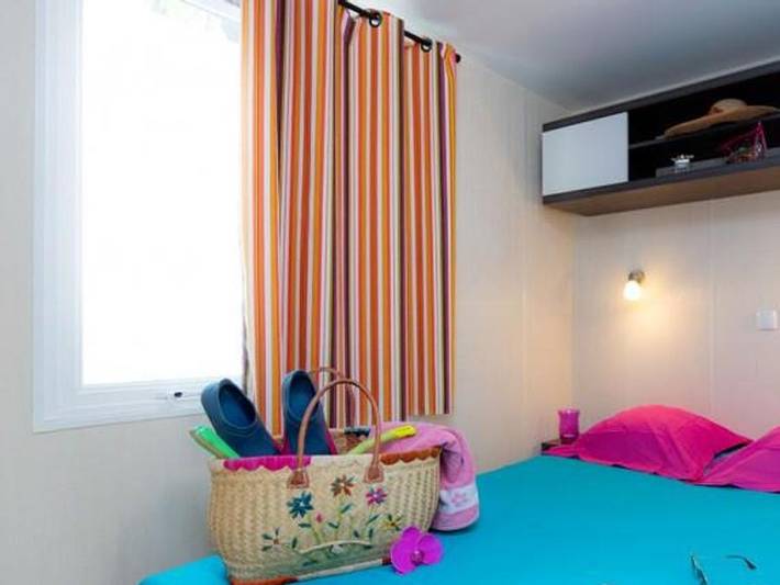 Camping pour 4 personnes, avec bassin pour enfant dans le Var - 3