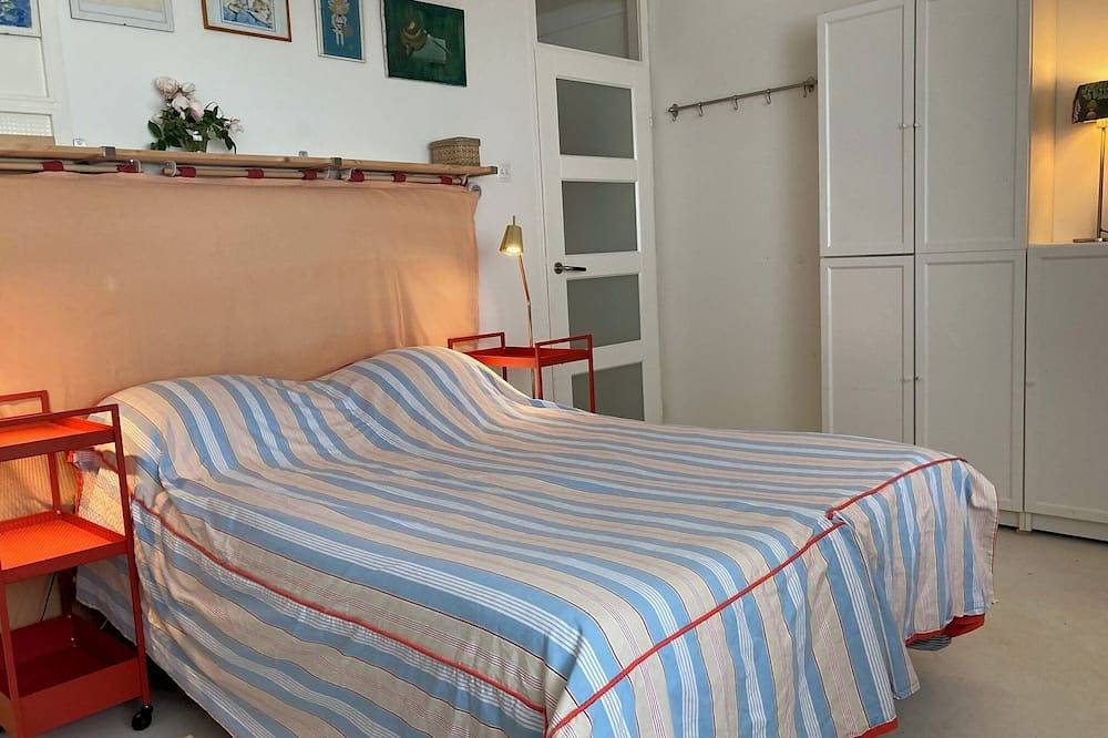 Ganze Wohnung, Lovely spacious apartment 75 sq meter in quiet area in center Amsterdam in Holländische Küste
