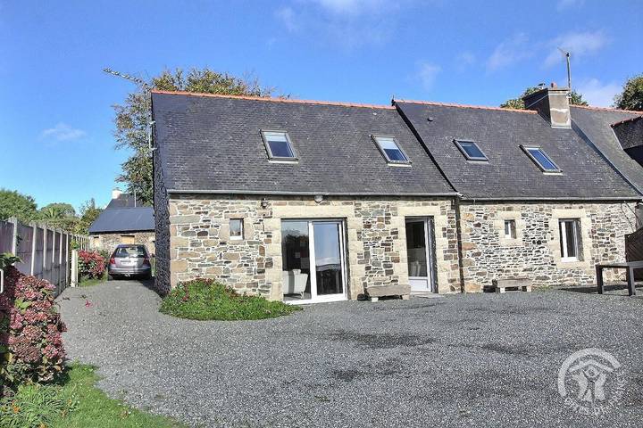 Gîte pour 6 personnes, avec Jardin à Lézardrieux - 2