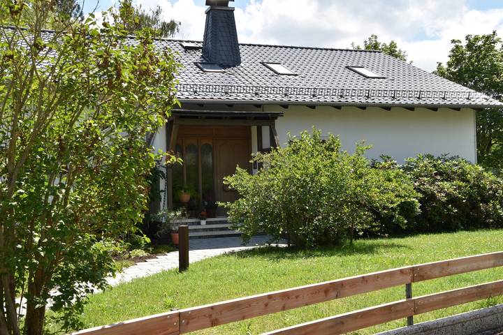 Ferienwohnung für 3 Personen, mit Garten und Sauna am Vogelsberg Region