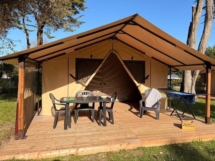 Camping pour 4 personnes sur l' Île de Ré - 2