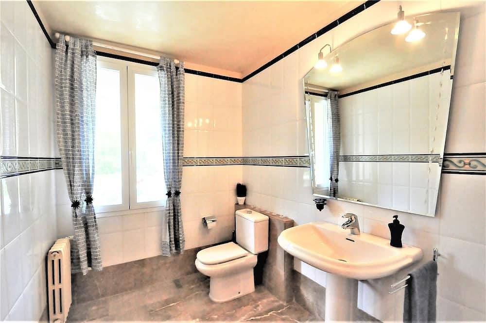 Villa mit privatem Pool und Tennisplatz ideal für Familien. - Kostenloses Wlan in Bunyola, Mallorca Westen