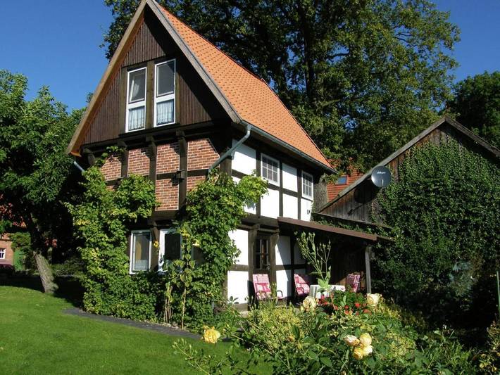 Ferienhaus für 5 Personen, mit Terrasse und Garten in Nordburg
