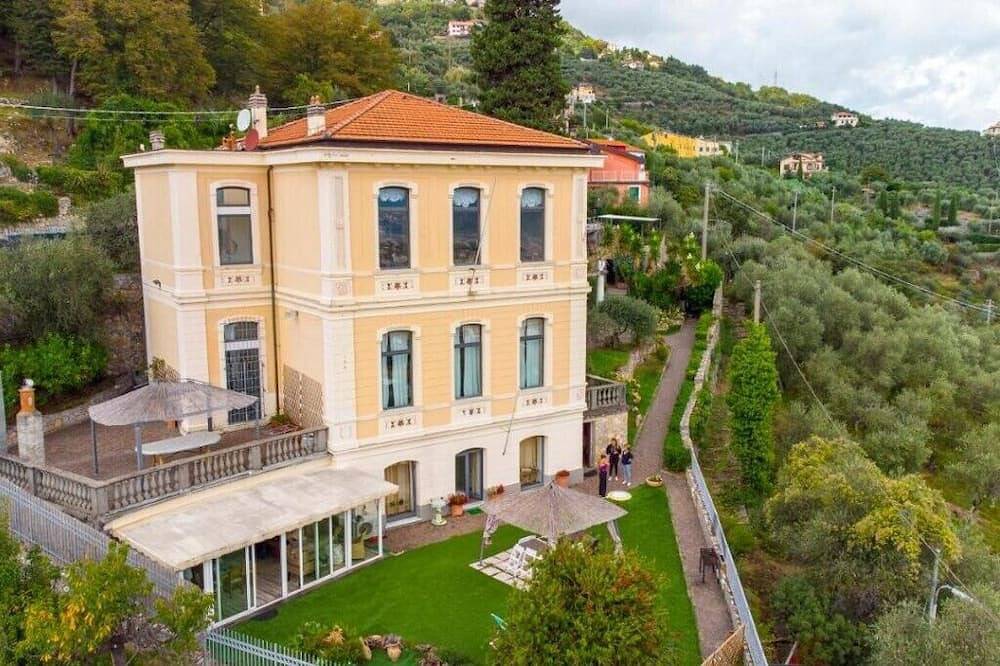 *Villa Le Palme* View On Gulf Of Poets in Costa di Murlo, La Spezia