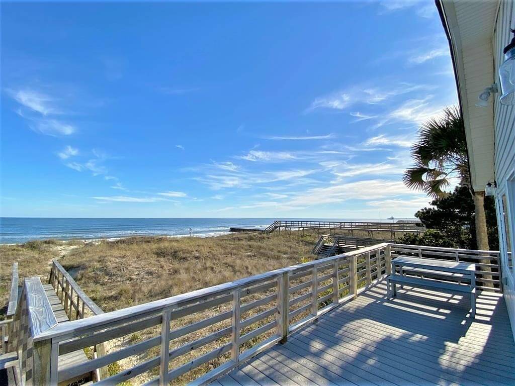 Costa La Vista! Oceanfront Home with In-law Suite - Free $250 Beach Gear Credit in Folly Beach, Charleston County