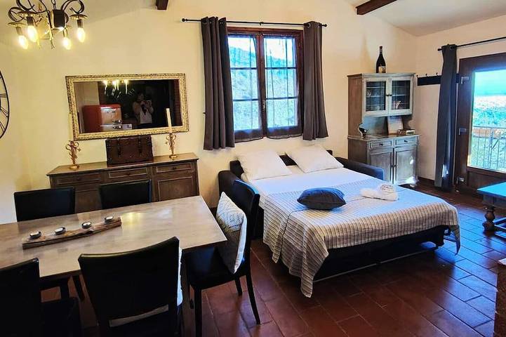 Landhaus mit Pool und Meerblick in Camporosso, Ligurische Alpen