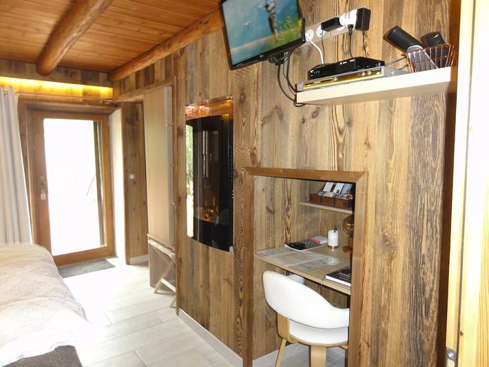 Chambre d’hôte pour 2 personnes, avec piscine et jardin en Savoie - 2