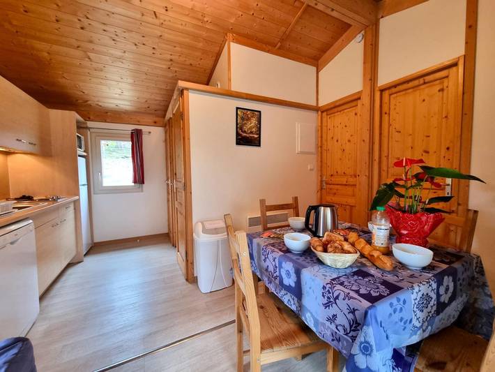 Gîte pour 4 personnes, avec jardin à Usson-en-Forez - 3
