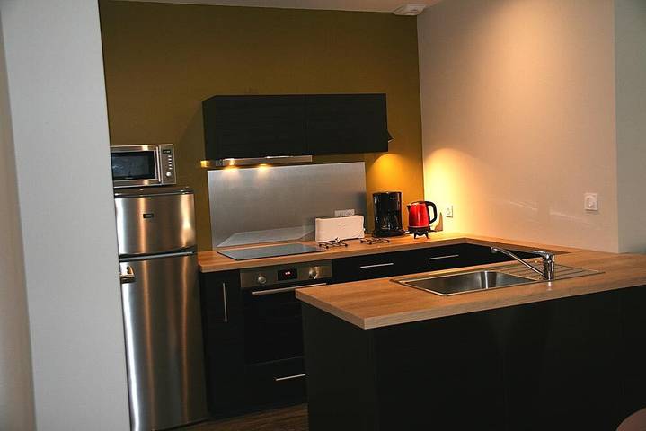 Gîte pour 3 personnes, avec terrasse à Salins-les-Bains - 3