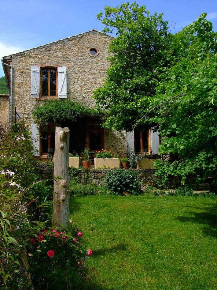 Gîte pour 9 personnes, avec Terrasse et Jardin