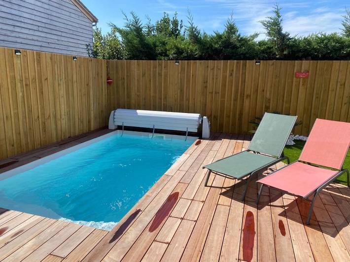 Location de vacances pour 6 personnes, avec Terrasse ainsi que Jardin et Piscine dans Phare de Chassiron