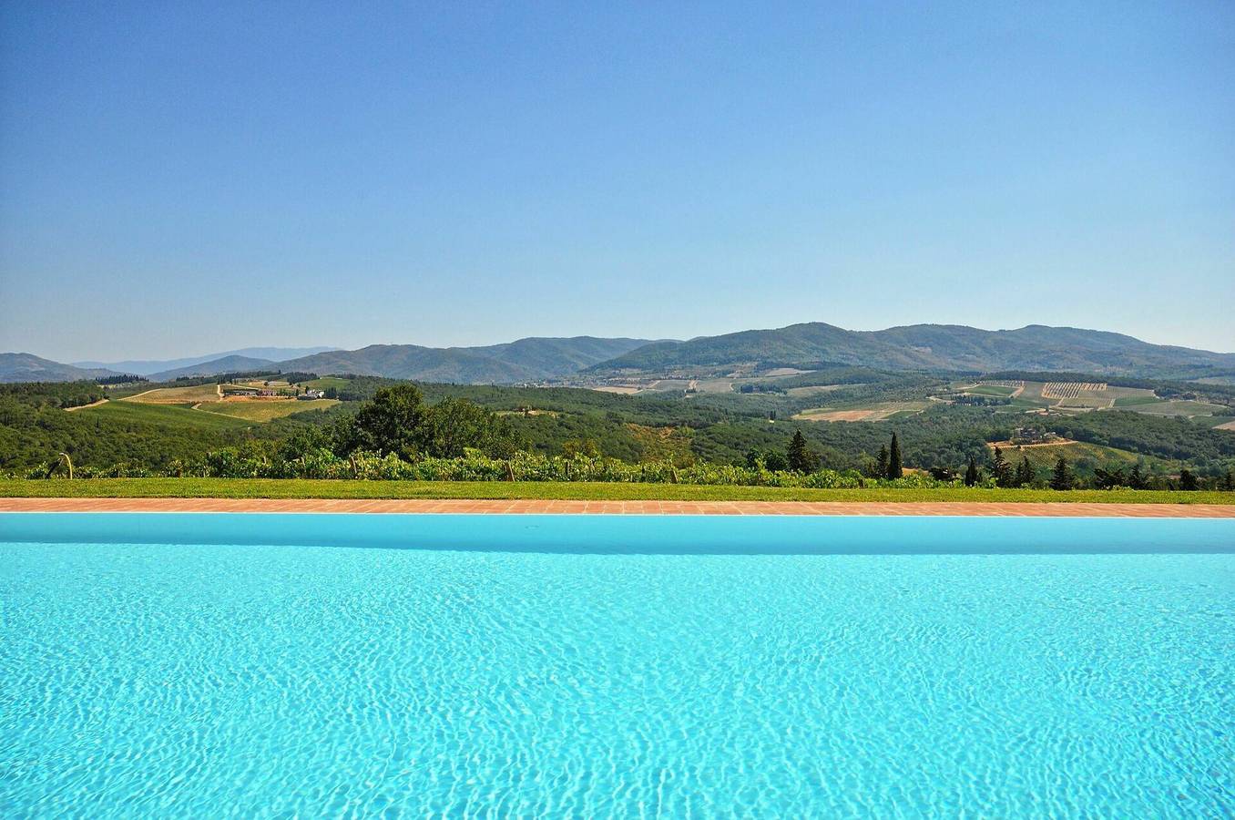 Entire holiday apartment, Tenuta - Tenuta 2 in Chianti
