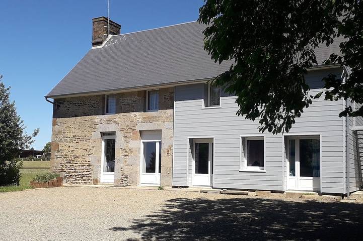 Gîte pour 8 personnes, avec balcon et jardin à Fontenay