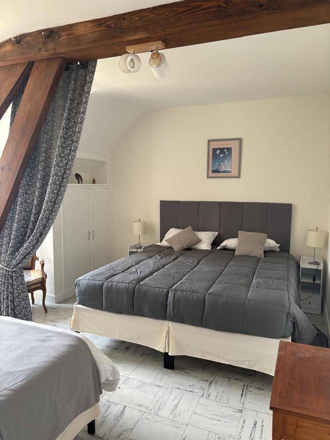 Location de vacances pour 8 personnes, avec vue et jardin à Montrésor - 2