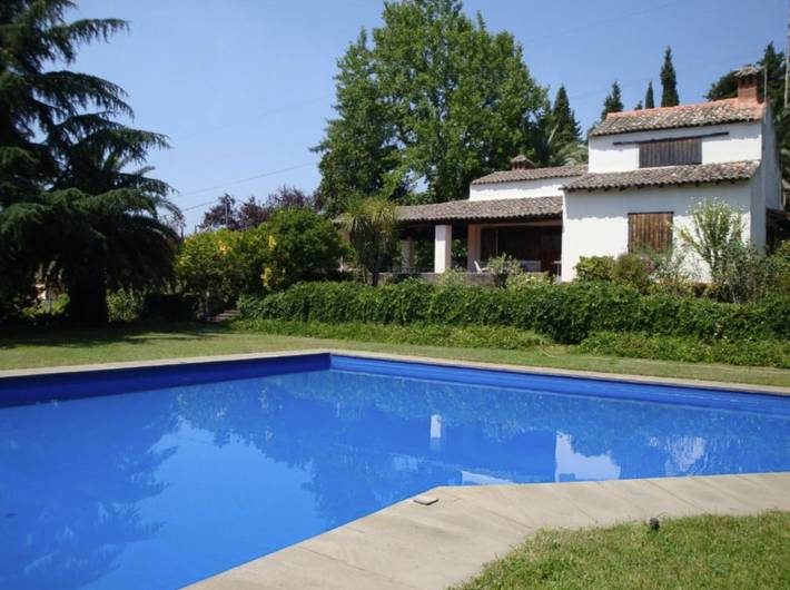 Agriturismo per 4 persone, con Giardino a Zafferana Etnea
