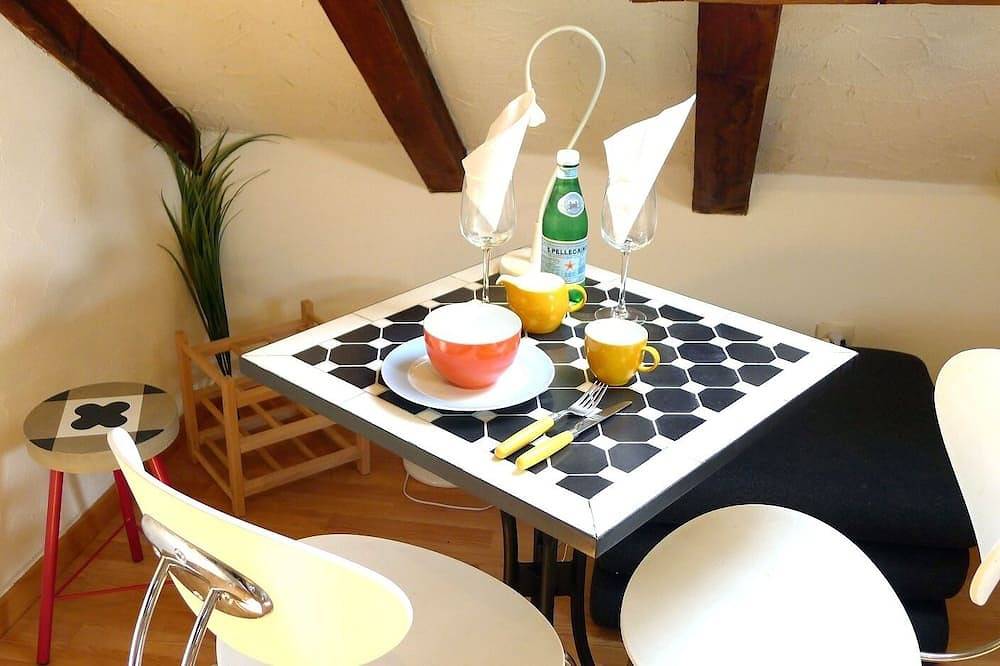 Appartamento intero, Your flat in the trend area of Zurich in Zurigo, Distretto di Zurigo