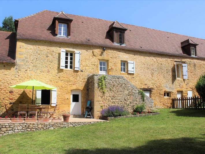 Location de vacances pour 6 personnes, avec Terrasse ainsi que Jardin et Piscine à Saint-Avit-Sénieur - 2