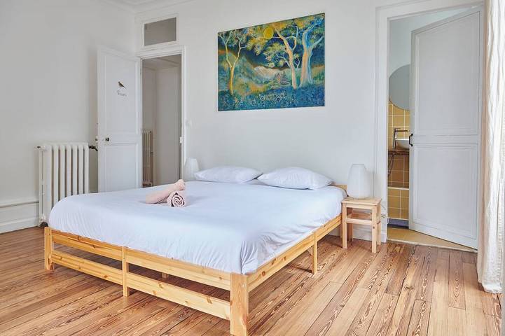 Location de vacances pour 15 personnes, avec jardin ainsi que terrasse et jacuzzi à Saint-Sébastien-sur-Loire - 4