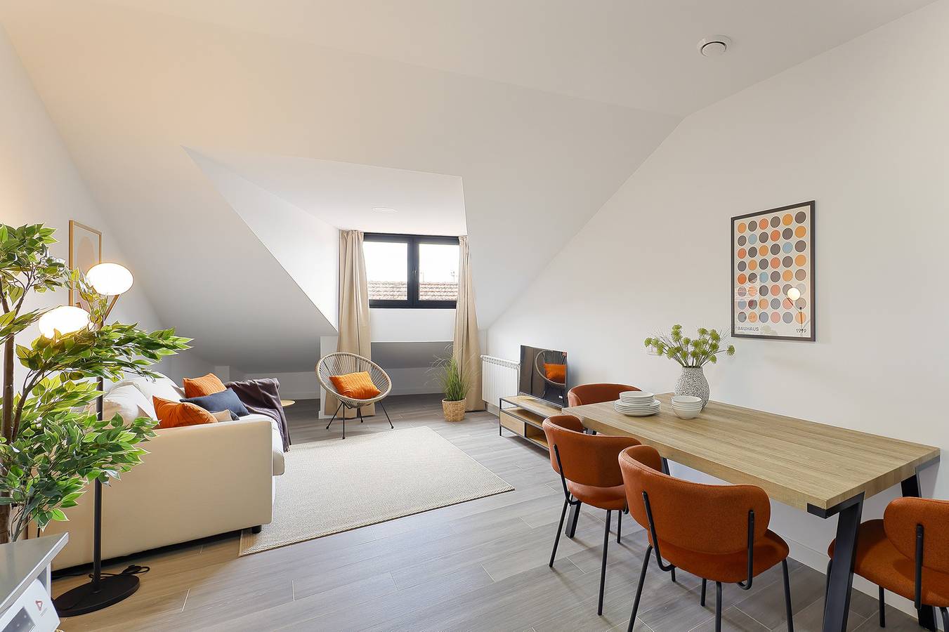 Entire apartment, 644D2 Apartamentos Sobrecantu in Oviedo, Cordillera Cantábrica