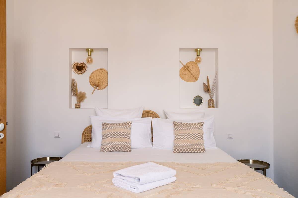 Chambre d’hôte pour 2 personnes avec piscine in Magalas, Côte méditerranéenne (France)