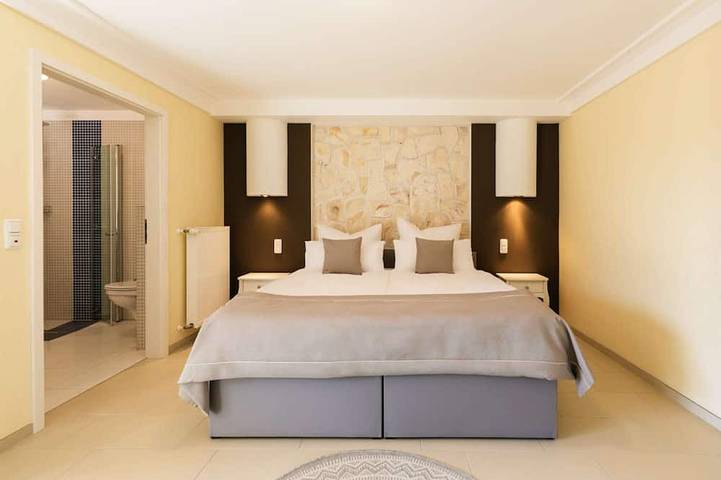 Hotel für 2 Personen - 1