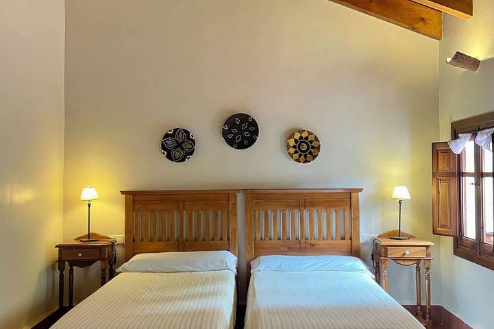 Casa rural capacidad de 2 hasta 16 personas, casa para 12 y apto para 2/4 pax in San Carlos del Valle, La Mancha