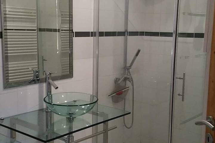 Gîte pour 2 personnes, avec piscine, animaux acceptés à Saint-Andéol-de-Vals - 4