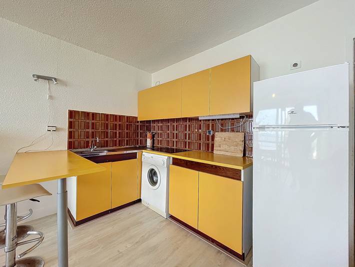 Gîte pour 4 personnes, avec terrasse dans Plage des Pins - 3