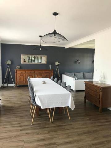 Gîte pour 8 personnes, avec jardin et balcon, animaux acceptés à Coëx