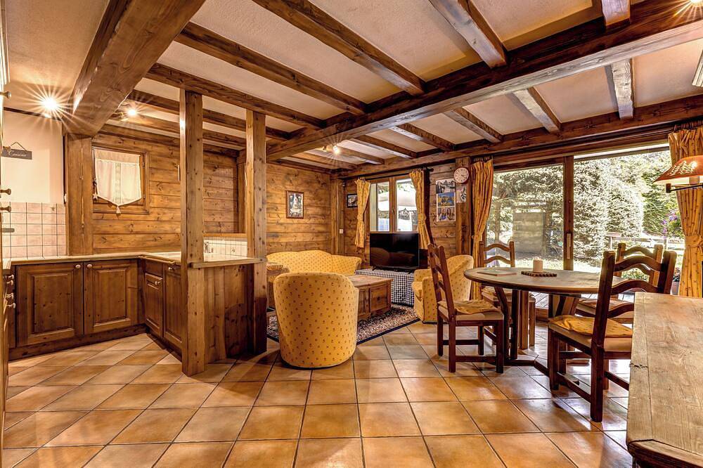 Appartement entier, Jardin du Parc Mont Blanc - Appartement de style alpin au cœur de Chamonix in Brevent-Flegere, Chamonix-Mont-Blanc