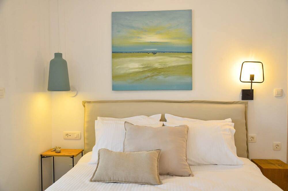 Lavish Milos Beachfront Villa | Villa Elysia | 1 Bedroom | Breathtaking Sea. in Milos