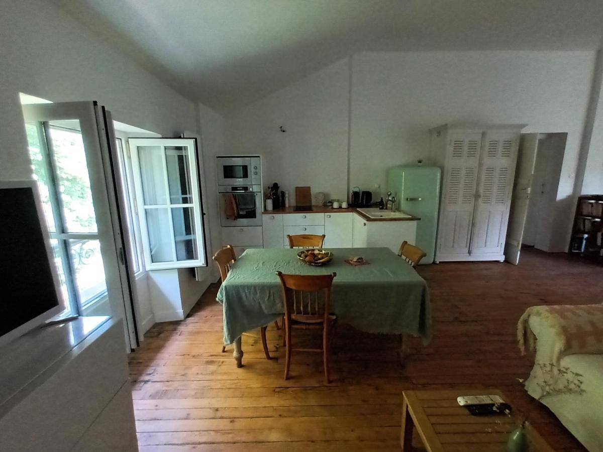 Villa Séquoia - Suite familiale - 4 adules 1 enfant - Sdb privée in Bazas, Région de Langon