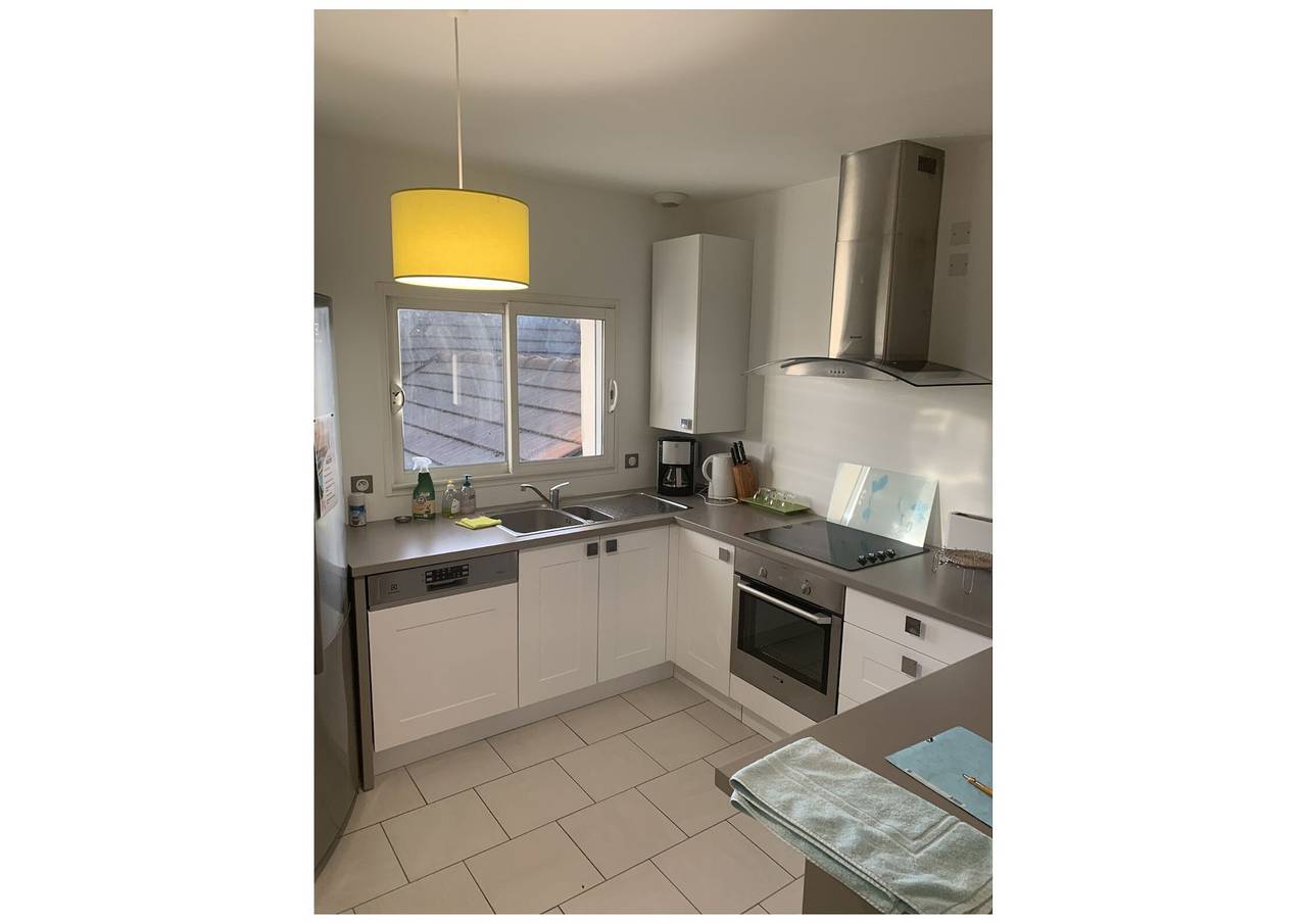 Ganze Wohnung, Apartment 'T3 Jasmin' mit privater Terrasse und Wlan in Salies-de-Béarn, Béarn