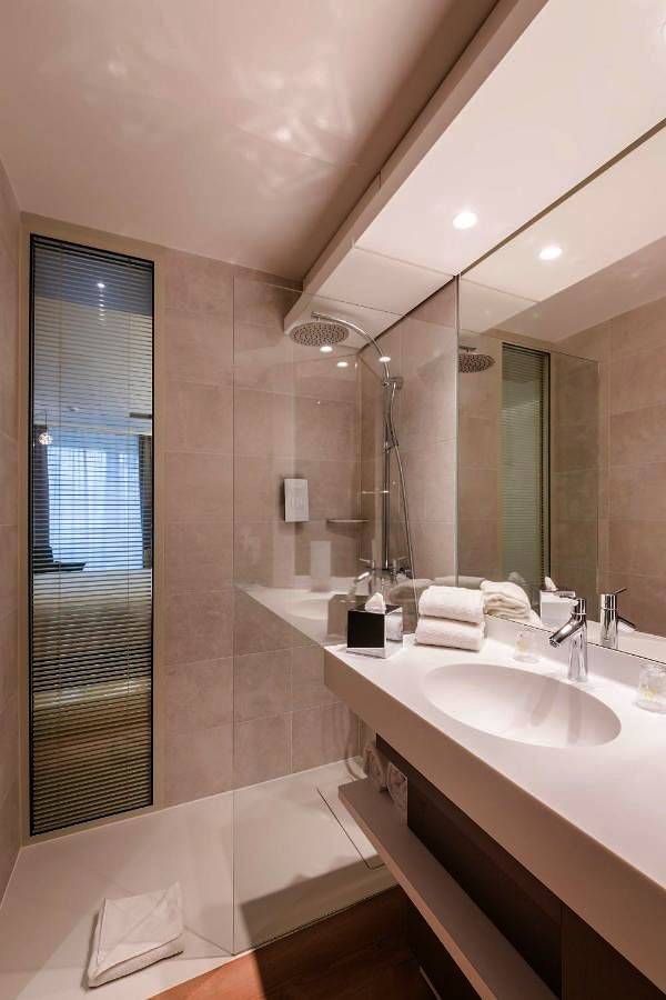 Hôtel pour 2 personnes avec piscine in Strasbourg, Région de Strasbourg
