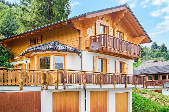 Ferienhaus für 10 Personen, mit Ausblick und Balkon sowie Sauna - 1