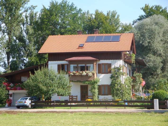 Pension für 4 Personen, mit Terrasse und Garten in Unterwössen