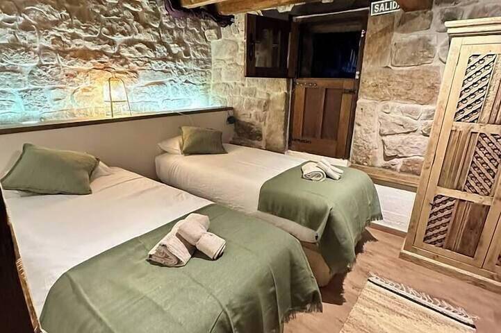 Los Ríos: Spectacular Cabin between two incredible rivers in Vega de Pas, Chaîne Cantabrique