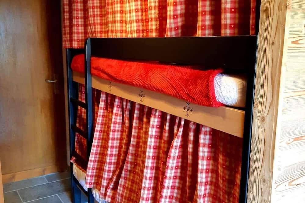 Appartement entier, 7ème étage, vue montagne, balcon, parking, télévision, casier à ski, 28m², Les 2 Alpes in Vénosc, Les Deux Alpes