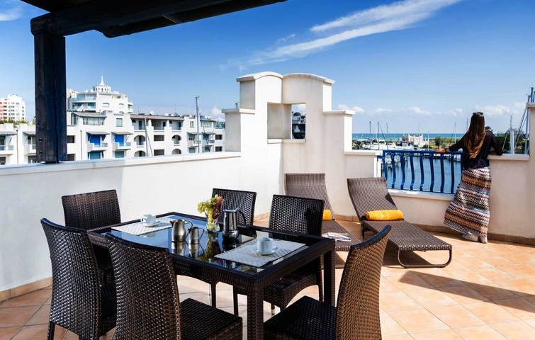 Gîte pour 7 personnes, avec piscine ainsi que vue et jardin, animaux acceptés à Misano Adriatico - 3