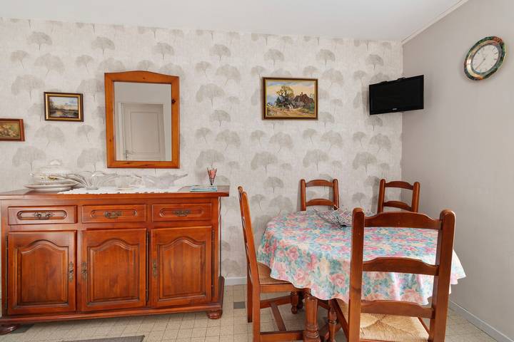 Entire studio, Cozy Small Apartment in Coulounieix-Chamiers, Périgord Blanc