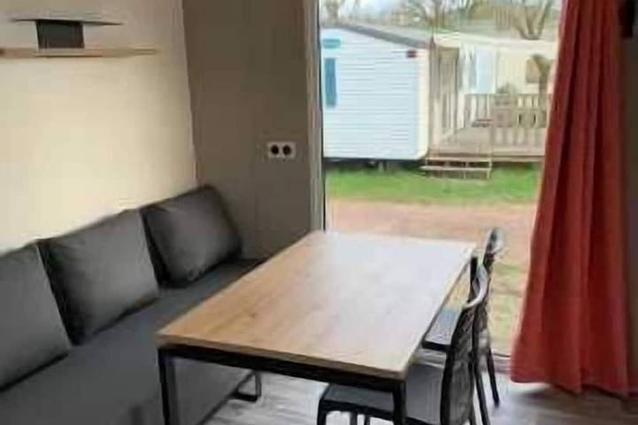 ZEcamping familial avec piscine - proche Oléron in Arvert, Côte de Beauté