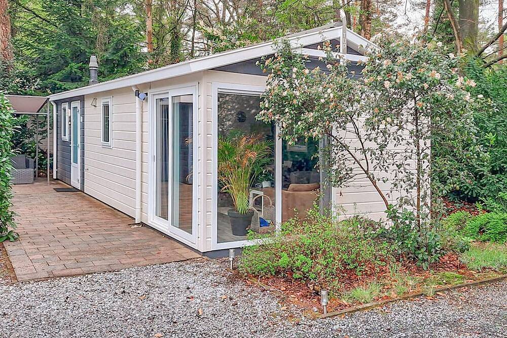 2 bedroom lovely (sta)caravan in Vorden in Vorden, Achterhoek