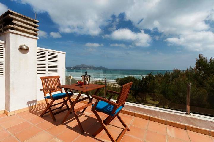 Ferienhaus für 6 Personen, mit Terrasse und Garten sowie Ausblick in Playa de Muro