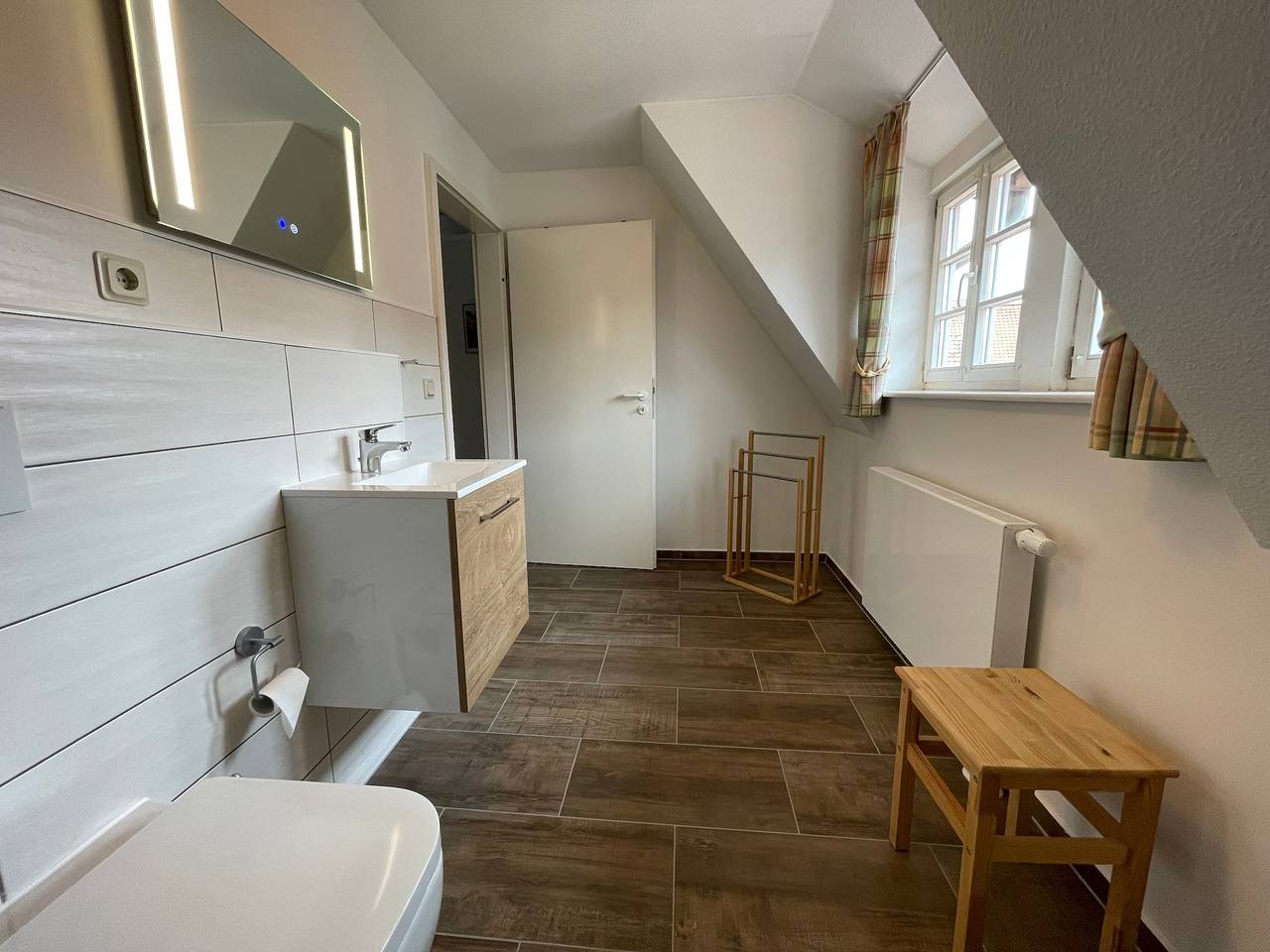 Ganze Ferienwohnung, Apartment mit Balkon in Quedlinburg, Harzvorland