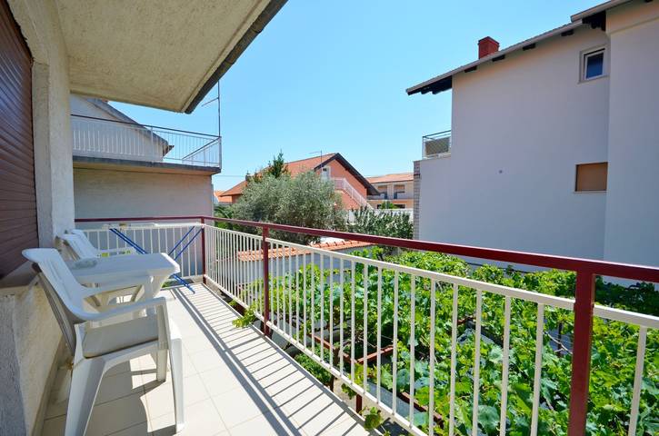 Ferienwohnung für 3 Personen, mit Balkon in Vodice - 2