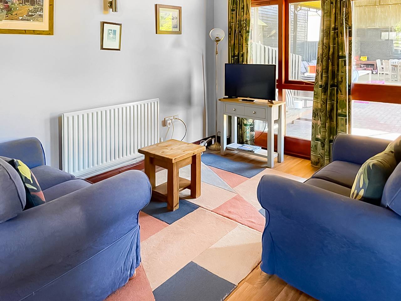 Swan in Littleport, Cambridgeshire