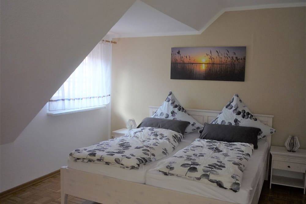 Ganze Wohnung, Gemütliche Ferienwohnung im Herzen der Mecklenburgischen Seenplatte in Mirow, Mecklenburg-Strelitz